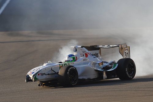 Startcrash Kelvin Snoeks: "Op allerlaatste moment zag ik Sims staan"